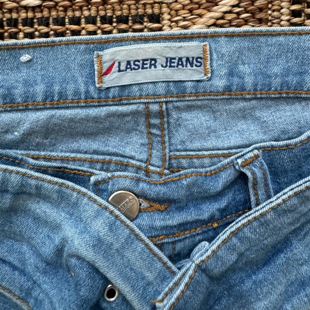Vintage Laser Y2K Ultra Low Rise Bootcut Jeans Size Medium - Picture 3 of 6